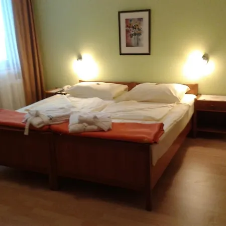 Alpengasthof Waldrast - Koralpe 3*